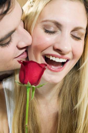 Coaches Teach Daters Flirting Skills | The Costa Rican Times