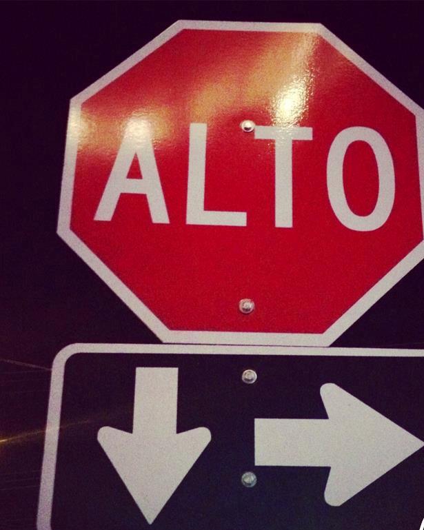 costa rica stop sign