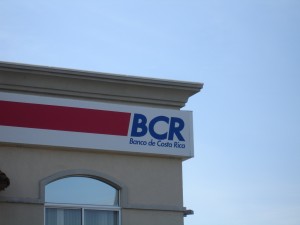 getting a bank account in costa rica