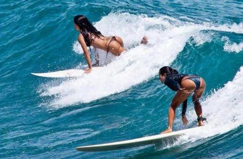 beautiful surf girls
