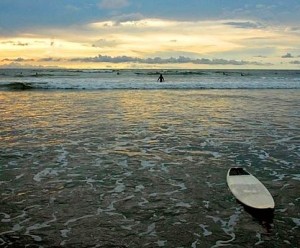 costa rica surfing lifestyle