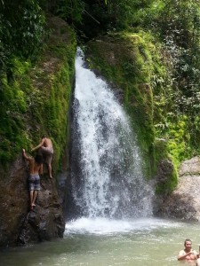 costa rica waterfall adventure