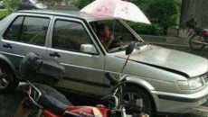 This Passes Riteve With the Umbrella Open