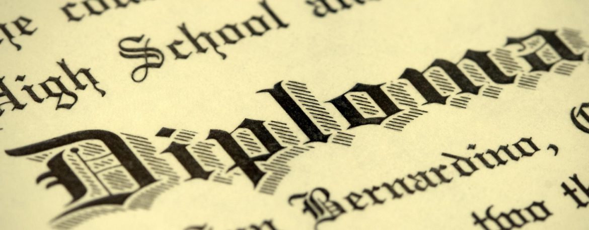 36000 Costa Ricans Could Be Given Their Highschool Diplomas