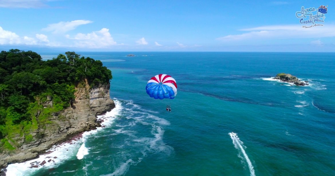 Aguas Azules; Parasailing in Costa Rica