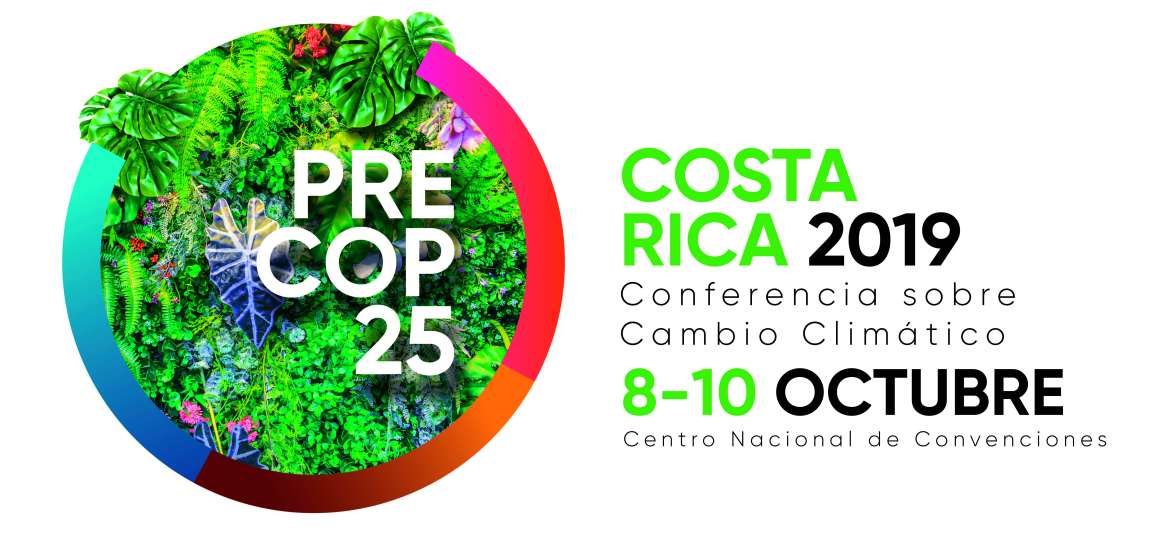 Young Costa Ricans Meeting About Climate Change