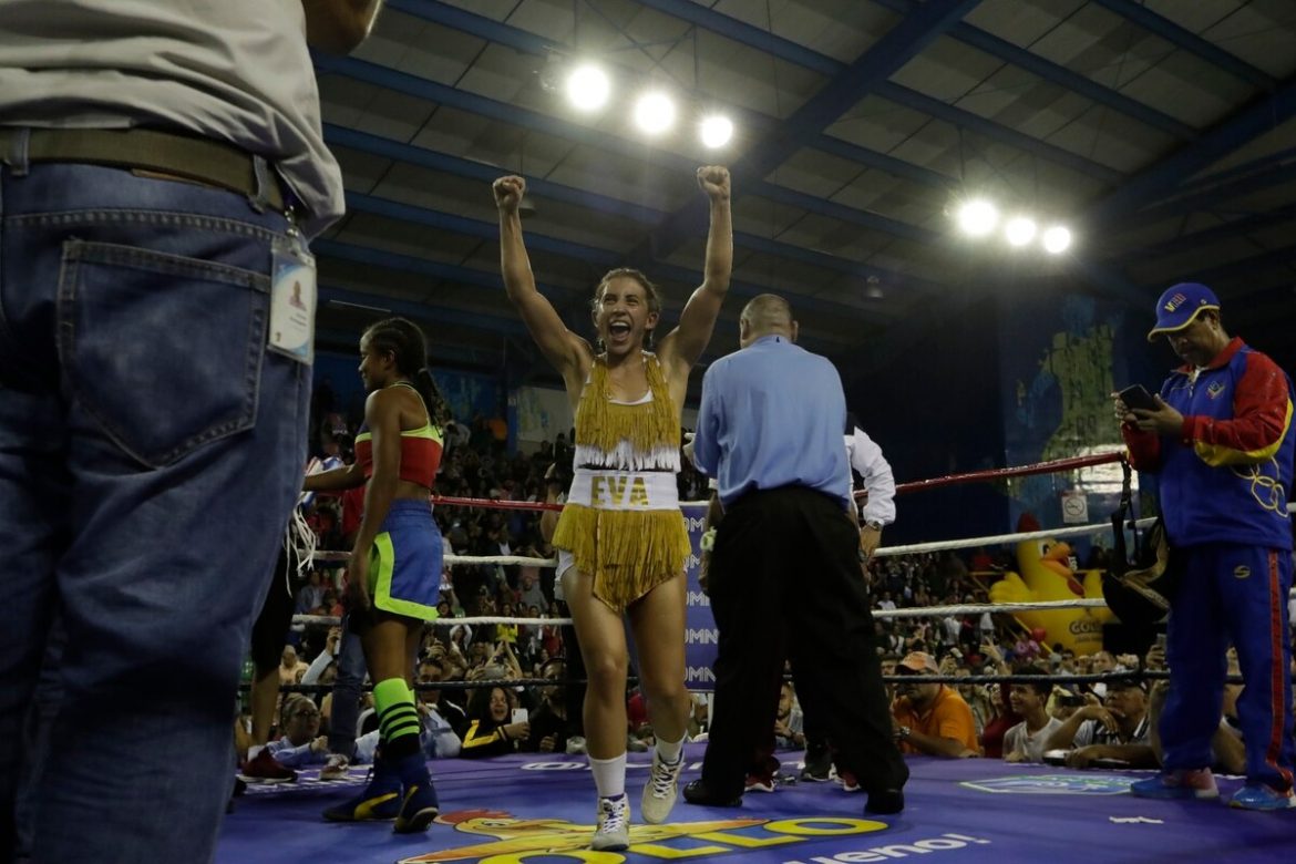 Costa Rican Yokasta Valle Dedicates Boxing Win to Eva Morera