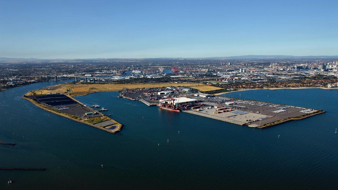 The Unfortunate Education of Civil Marine Engineering Students in Costa Rica