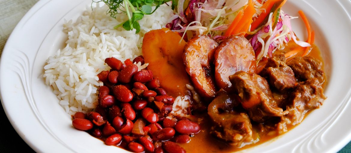 Tasting Costa Rica: A Culinary Voyage Beyond the Resort Buffet