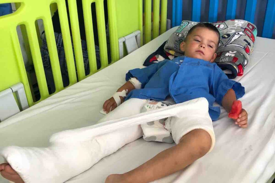 Family Stuck in Costa Rica After Child Breaks Leg