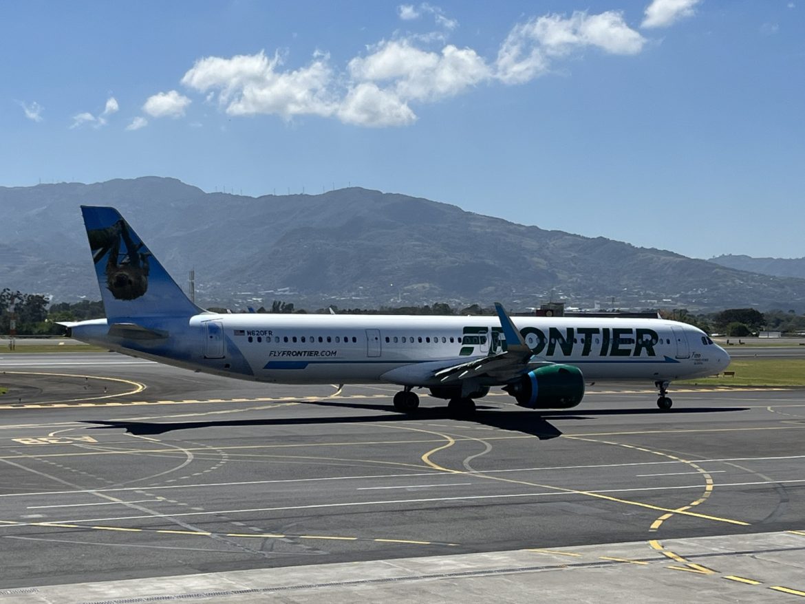 Sloth Soars High: Frontier’s Airbus A321neo Graces San José Skies