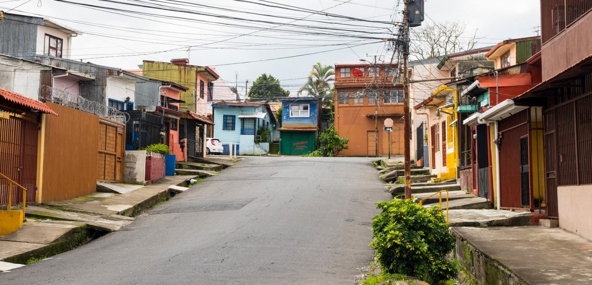 Lost and Found in Translation: The Art of Costa Rican Directions