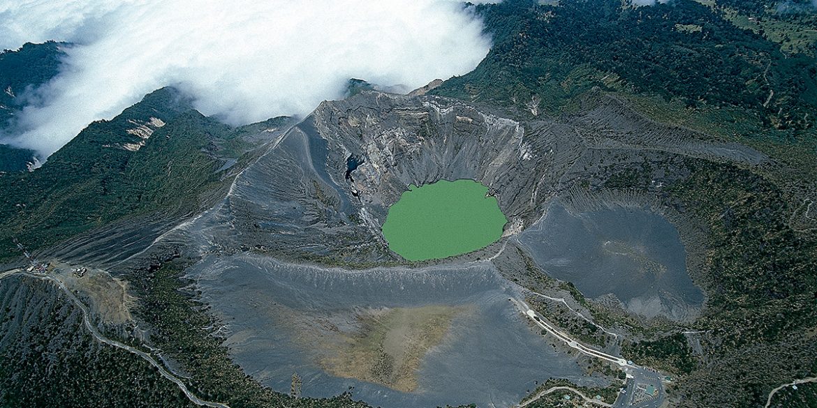 Lagoon at Costa Rica’s Irazú Volcano May Dry Up